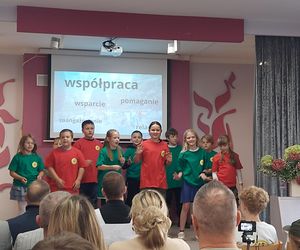 Ogród sensoryczno- naukowy przy SP nr 10 w Zamościu