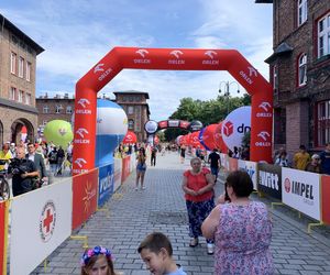 Tour de Pologne 2025. Start w Katowicach Nikiszowcu