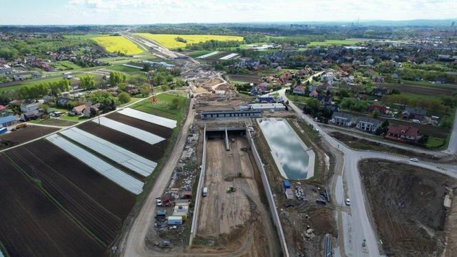 Północna obwodnica Krakowa - nowe zdjęcia z końca kwietnia 2024