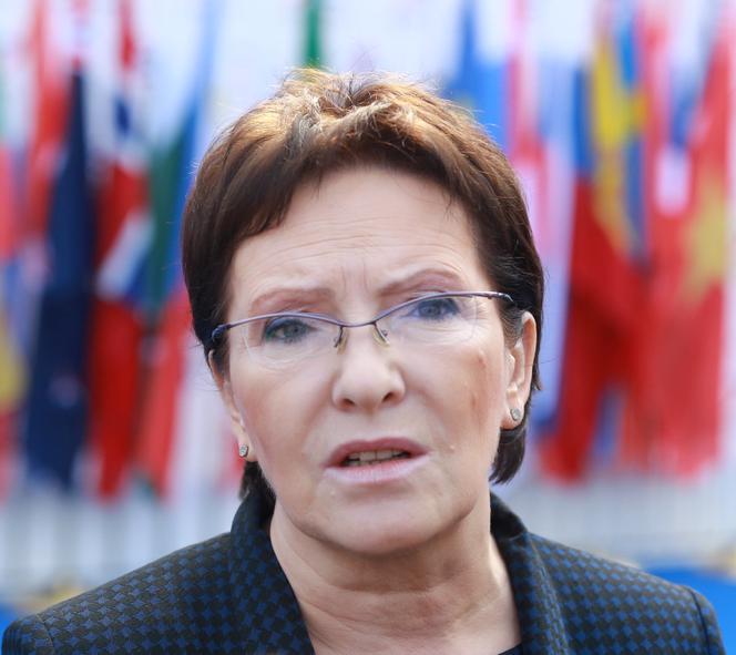 Minister nauki dostaje więcej niż prezydent