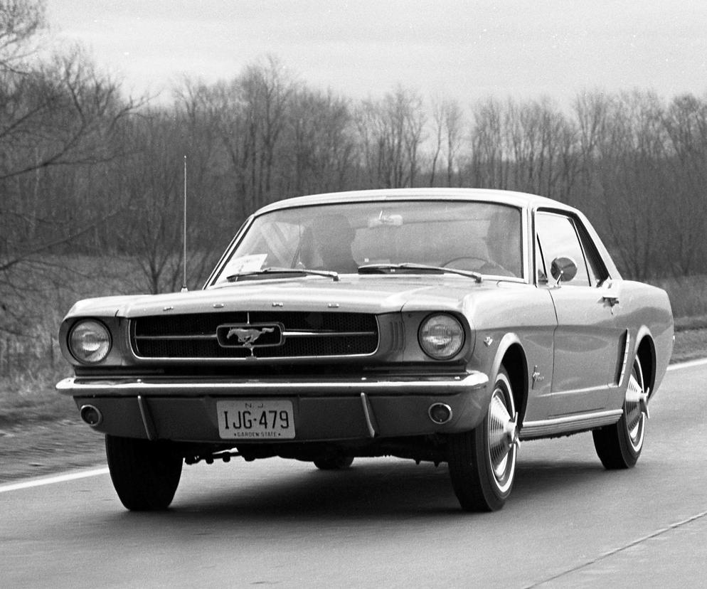 Ford Mustang świętuje 60 lat. Wiadomo, kto kupił pierwszy egzemplarz