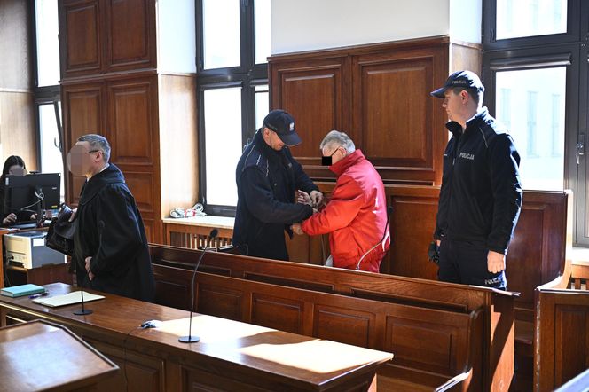 Proces w sprawie zabójstwa niemieckich emerytów. Sędzia do oskarżonego, który się nie przyznaje, ale ma dużo do powiedzenia: "Brzmi to tak, jakby pan tam był"