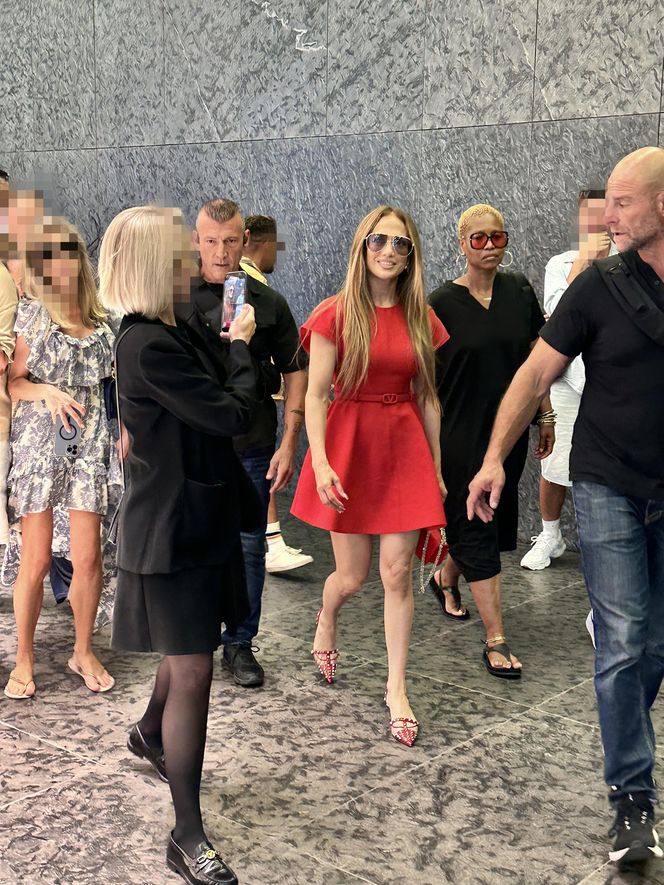 Zakupy Jennifer Lopez w Warszawie. Oto jej siatki