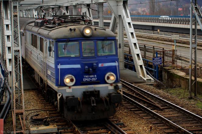 Pociągi notują opóźnienia z powodu wypadku