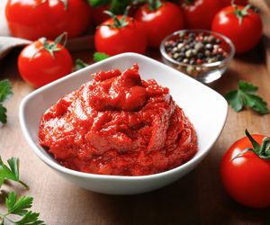 Pasta pomidorowa: przetwory z pomidorów
