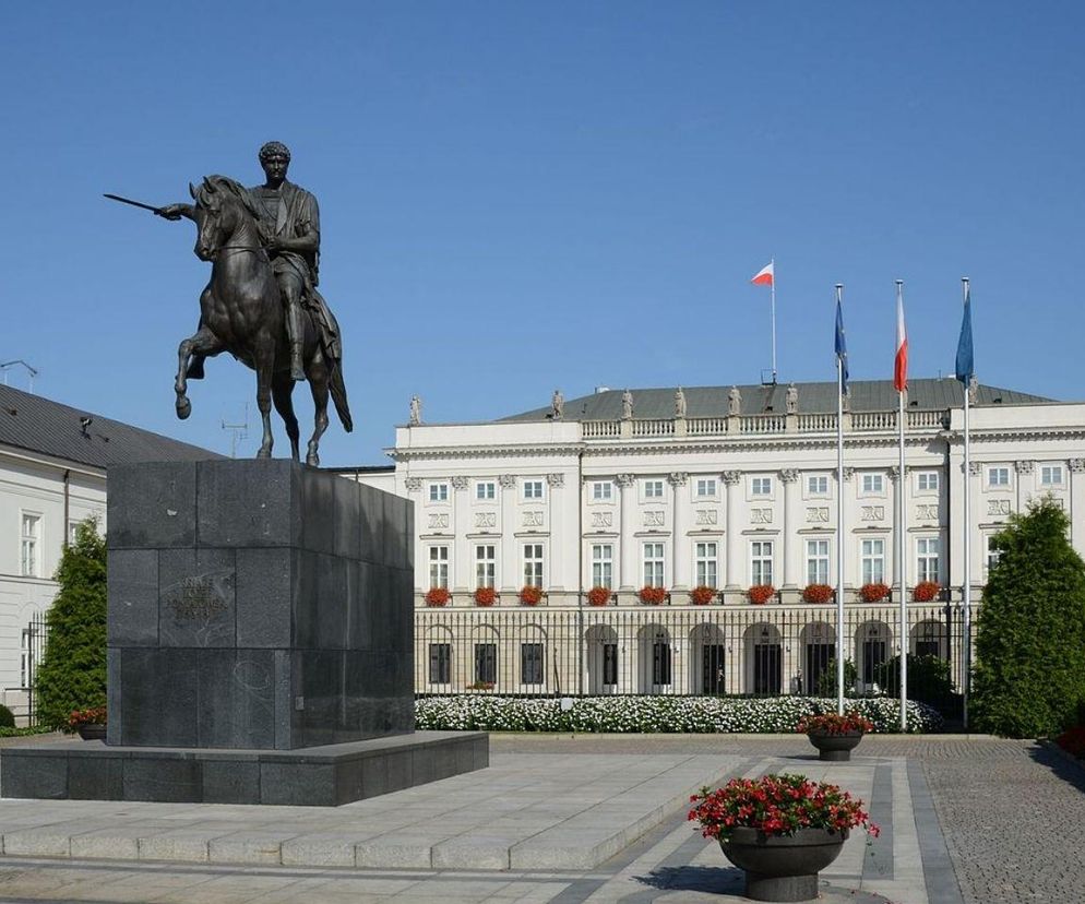 Trzaskowski kontra Nawrocki w sondażu prezydenckim. Kto dziś wygrałby wybory? 