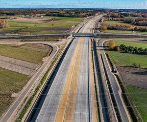 18 grudnia GDDKiA oddała  do ruchu ostatni z trzech odcinków autostrady A2 Mińsk Mazowiecki – Siedlce, pomiędzy węzłami Groszki i Siedlce Zachód