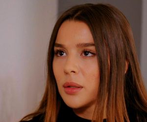 Miłość i nadzieja, odcinek 300. Zeynep