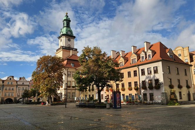 Miasto na Dolnym Śląsku jest siedzibą parku narodowego. Chwalił je nawet prezydent USA