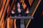 Cher - ROCK'N'ROLL HALL OF FAME