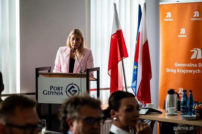 Posiedzenie sejmowej Komisji Infrastruktury w Porcie Gdynia