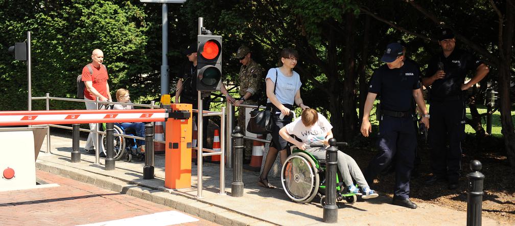 Protest niepełnosprawnych w sejmie zakończony