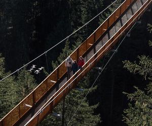 Najnowsza atrakcja turystyczna w dolinie Stubai: nowy most wiszący