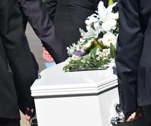 Skandal na pogrzebie w Olsztynie. Zbezczeszczono ciało mojego ojca