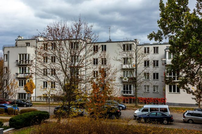 Blok przy ul. Słonecznej 50 w Warszawie