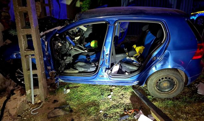 Śmiertelny wypadek w Stoszowicach. 34-latek zginął, pasażer trafił do szpitala!