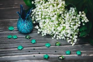 Konwalia. Czego jest symbolem? W jaki sposób sprawić, by bukiet stał w wazonie nawet dwa tygodnie? 