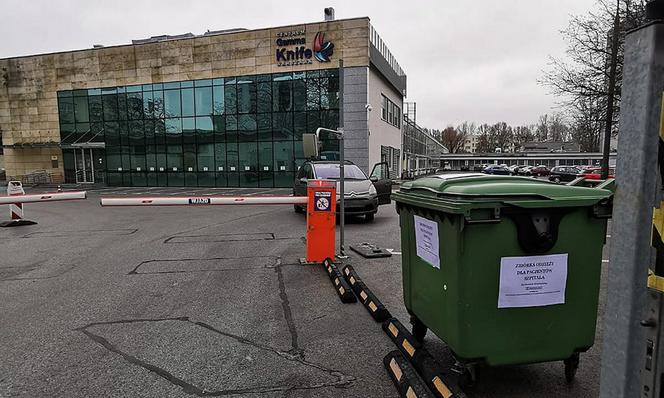 Masz niepotrzebne ubrania? Możesz pomóc pacjentom ze Szpitala Bródnowskiego