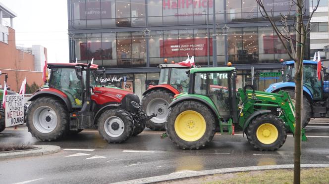 Protest rolników w Olsztynie 21 lutego. Co dzieje się w centrum?