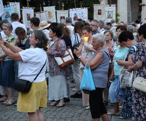 76. rocznica Cudu Lubelskiego. Procesja różańcowa w centrum Lublina