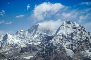 Odróżnisz szczyt w Himalajach od choroby wenerycznej? Oto QUIZ dla bystrzaków z poczuciem humoru