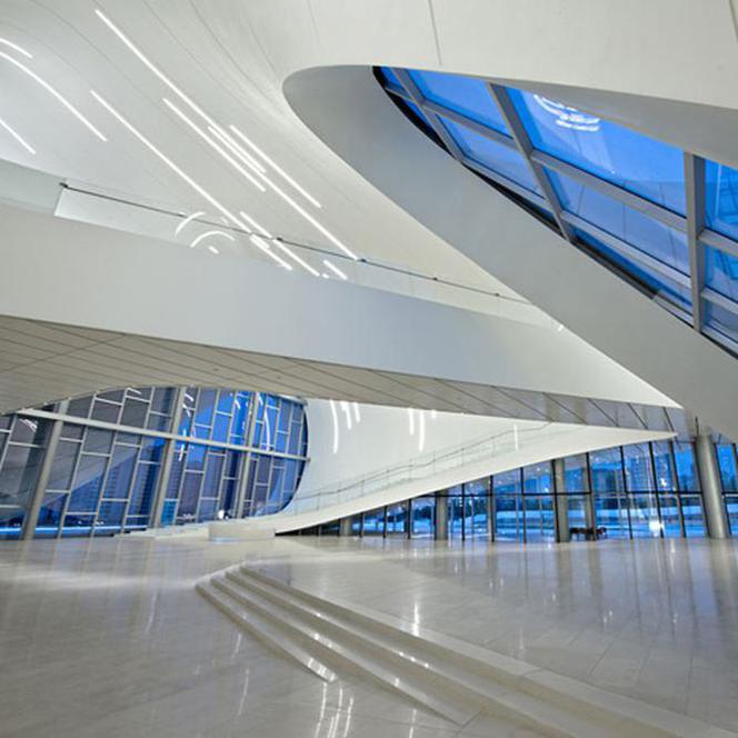 Heydar Aliyev Centre. Zaha Hadid zaprojektowała centrum kultury w Azerbejdżanie 