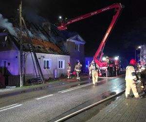 Pożar domu we wsi Winda. Nie żyją dwie osoby