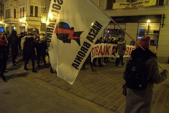 Strajk kobiet w Toruniu - 27-28.01.2021 - zdjęcia z protestów