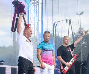 Śląska Scena Letnia na promenadzie przy Stadionie Śląskim w Chorzowie