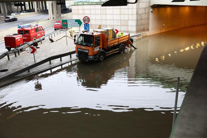 Warszawa zalana po burzy