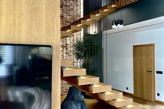 Dom w drewnie i zieleni