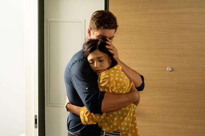 M jak miłość odc. 1412. Iza (Adriana Kalska), Marcin (Mikołaj Roznerski)