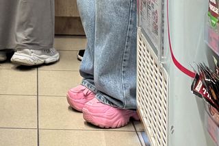 Doda w Żabce z torebką za 150 tyś zł 