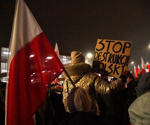 Politycy PiS protestowali w Gdańsku. Sprzeciwiali się polityce Donalda Tuska