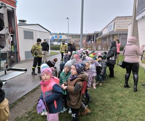 Strażacy pod leszczyńskim Multikinem 