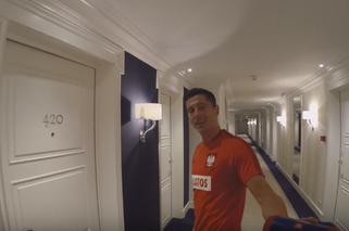 Euro 2016. Robert Lewandowski ćwiczy wokal. Tak śpiewa kapitan kadry! [WIDEO]