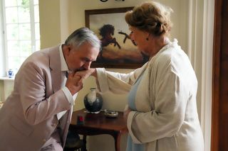 Barwy szczęścia, odc. 3122. Józefina Rawiczowa (Elżbieta Jarosik), Andrzej Zastoja-Modelski (Leon Charewicz)