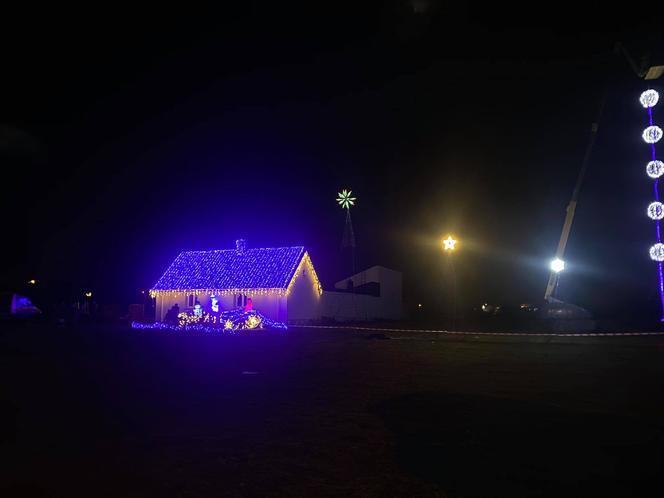 Zelów: 300 tysięcy lampek na jednej posesji! Tak powstała Magiczna Kraina! [WIDEO, AUDIO] 