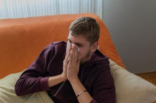 Pod żadnym pozorem nie jedz tych 6 produktów. Rujnują odporność, narażają na choroby