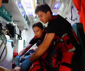 Szpital św. Anny odc. 1. Tomek  Jaworski (Piotr Nerlewski), Marta  Galica (Klaudia Koścista)