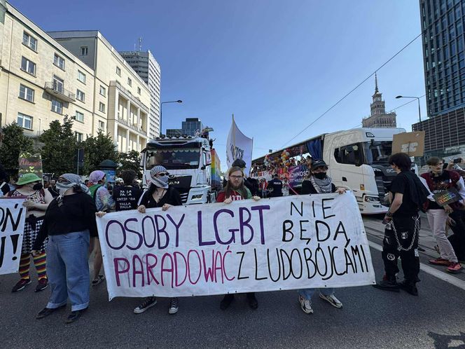 Parada Równości w Warszawie zablokowana. Szokujące sceny.