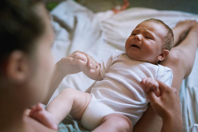 Co robić, gdy niemowlę często płacze?