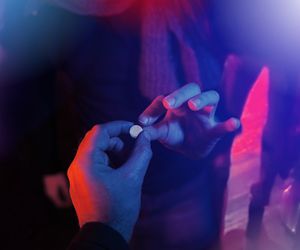 Narkotyki twarde i miękkie: podział, rodzaje, działanie