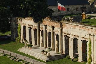Zamki w Świętokrzyskiem. Słynne budowle, które warto zobaczyć i zwiedzić
