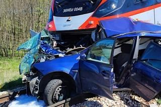 Wypadek na przejeździe kolejowym. Matka z córką zginęły w Tomaszowie Mazowieckim