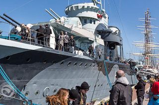 Majówka na ORP Błyskawica w Gdyni. Wystrzały z armat i bezpłatne zwiedzanie