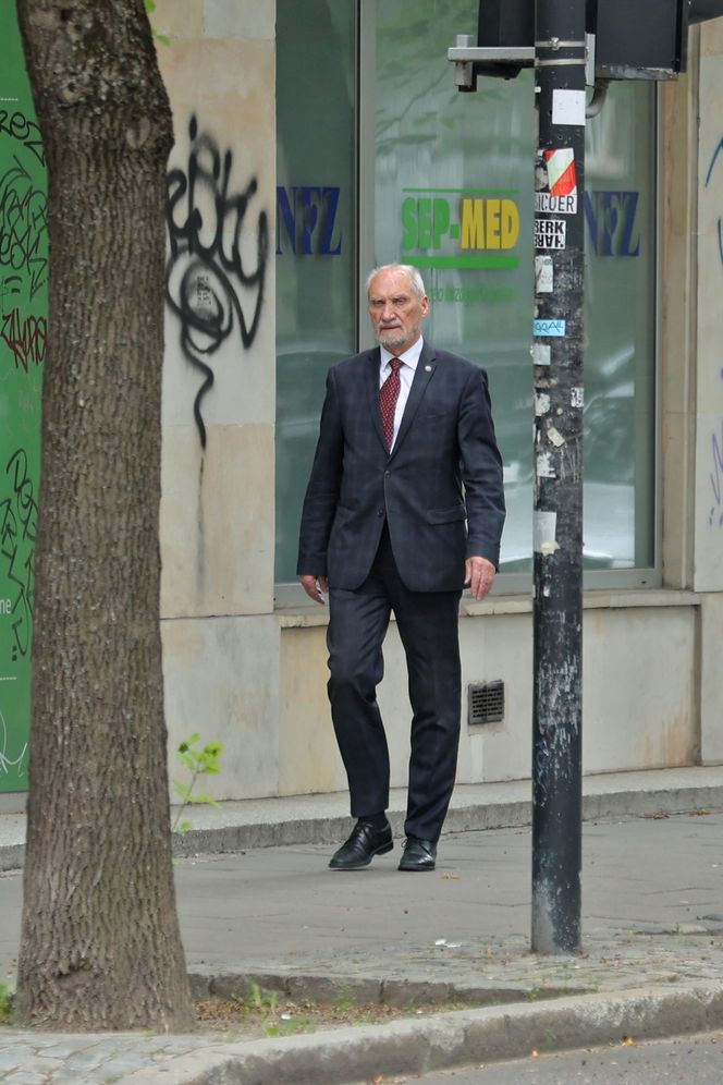 Chodzi bo nie może jeździć