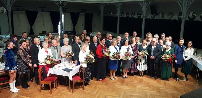 Kilkanaście par świętowało w Lesznie złote gody