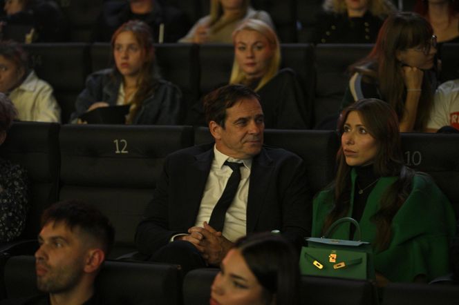 Premiera "LARP. Miłość, trolle i inne questy": Pawł Deląg z partnerką