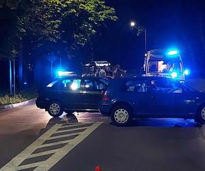 Wypadek na Konstytucji w Starachowicach. Zderzył się Volkswagen i Skoda